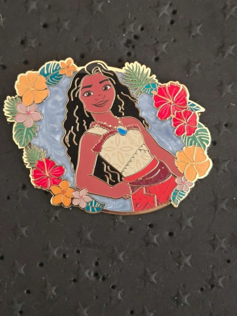 Disney Moana Floral Hot Topic Mystery Pin - Moana